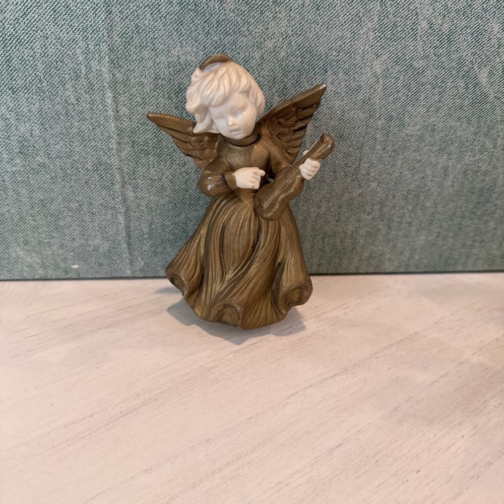 Vtg ARDALT‎ Angel Figurine Playing the Violin Gold White Ceramic Porcelain Read